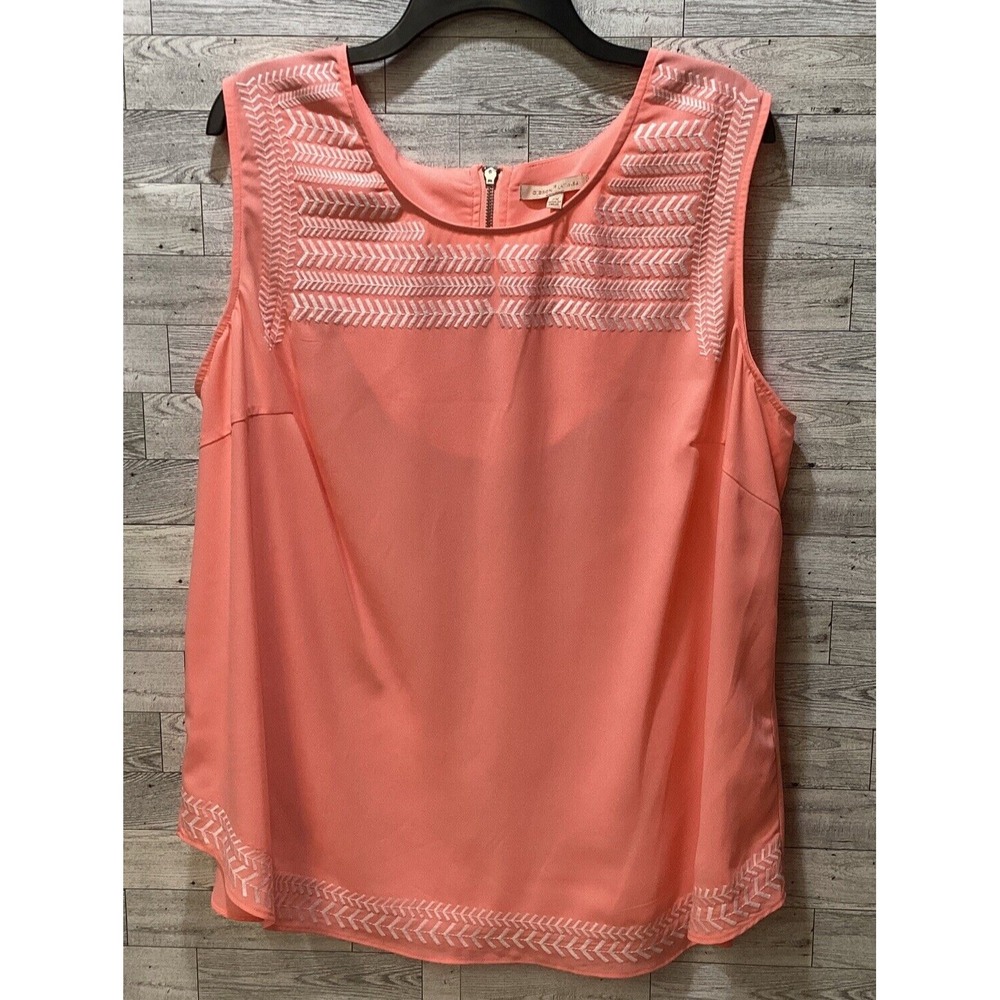 GIBSON & LATIMER Women's (Size 2X) Lightweight Sleeveless Zip Back Shirt